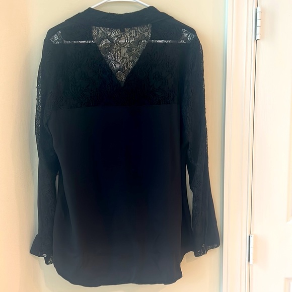 Paperwhite Black Flowy Silk Collared Blouse Sz 12 NWT Lace Chic NEW - Picture 6 of 16